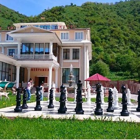 Hotel Эдельвейс Almaty Exterior foto